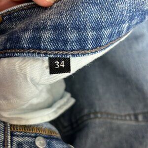 NWOT- 7 For All Mankind distressed jeans - size 34